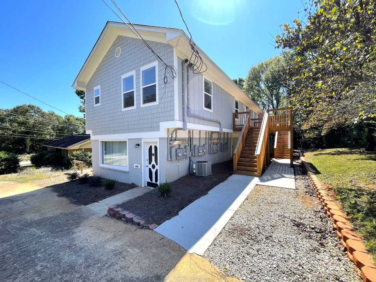 VENITA DR - 75 - Photo 3 of 22