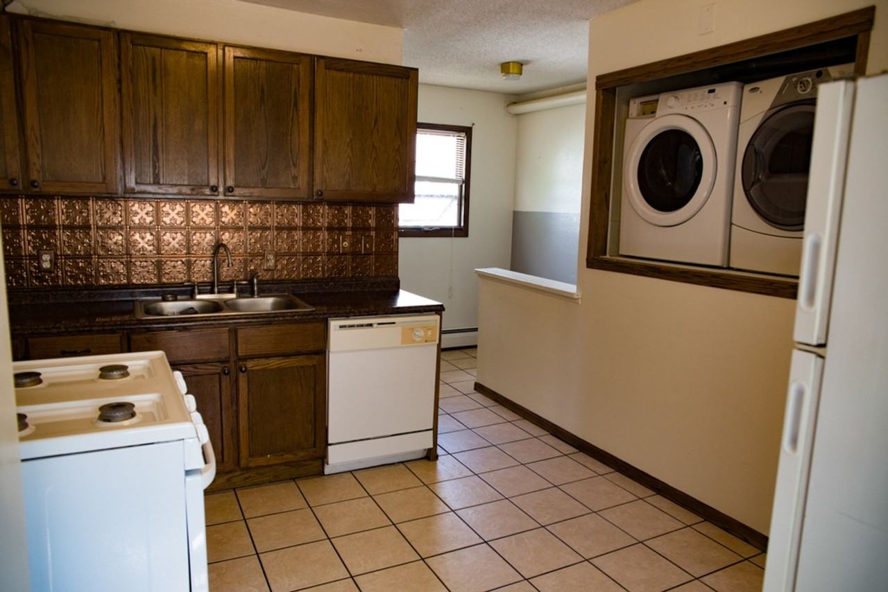 513-8TH - Photo 4 of 18