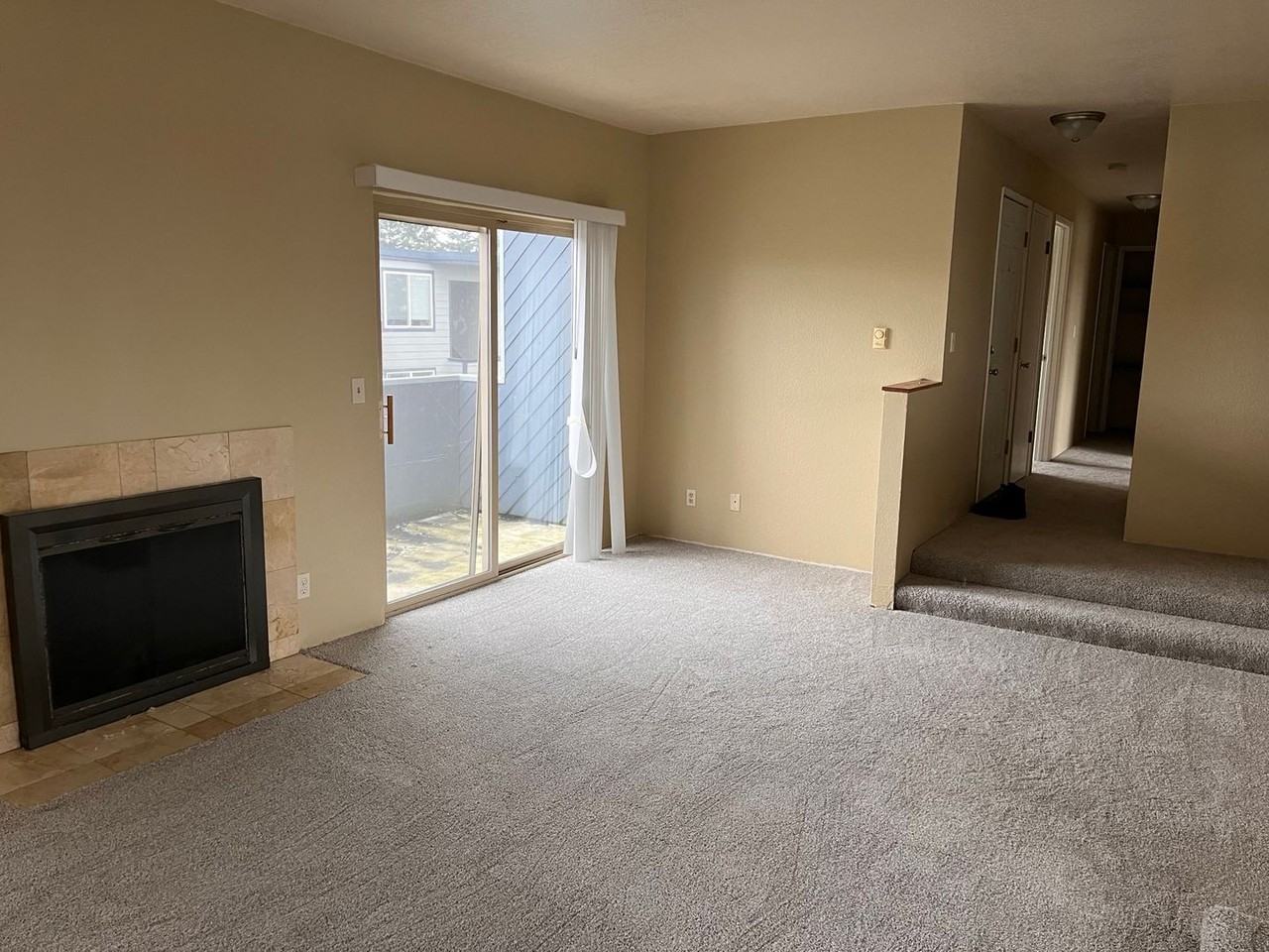 9925 Everett (Wildwood) - Photo 2 of 38