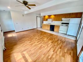 featured image of 512 W Cross St