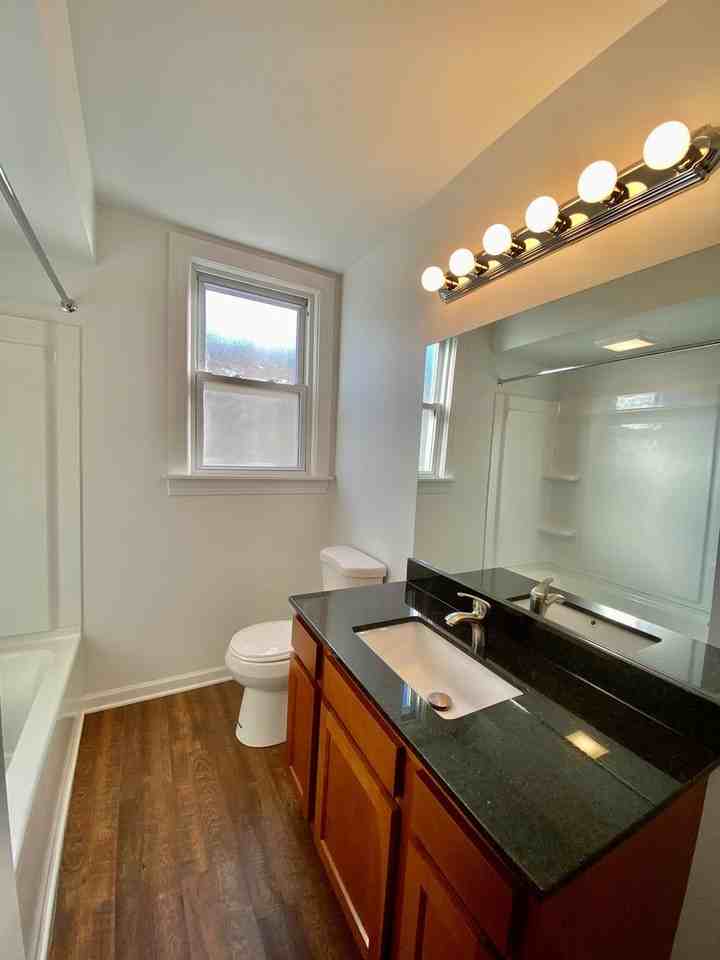 506 W. Cross St - Photo 6 of 16