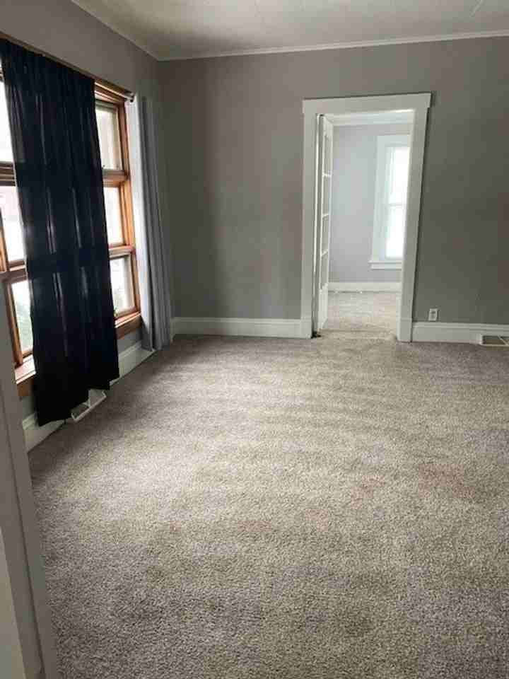 502 Euclid - Photo 2 of 7