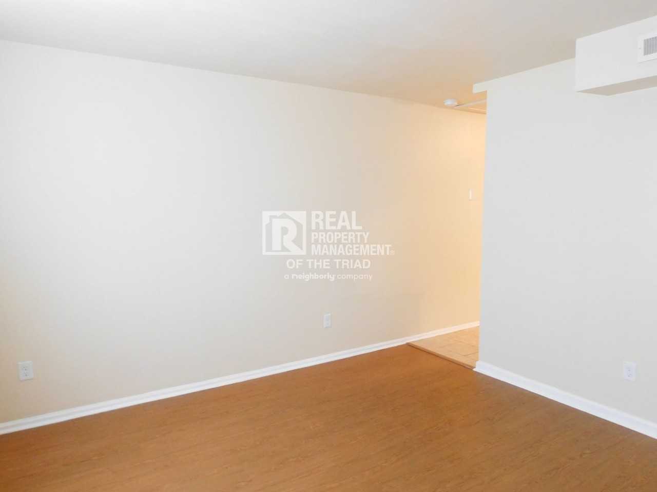 4216 Parker Street - Photo 3 of 15