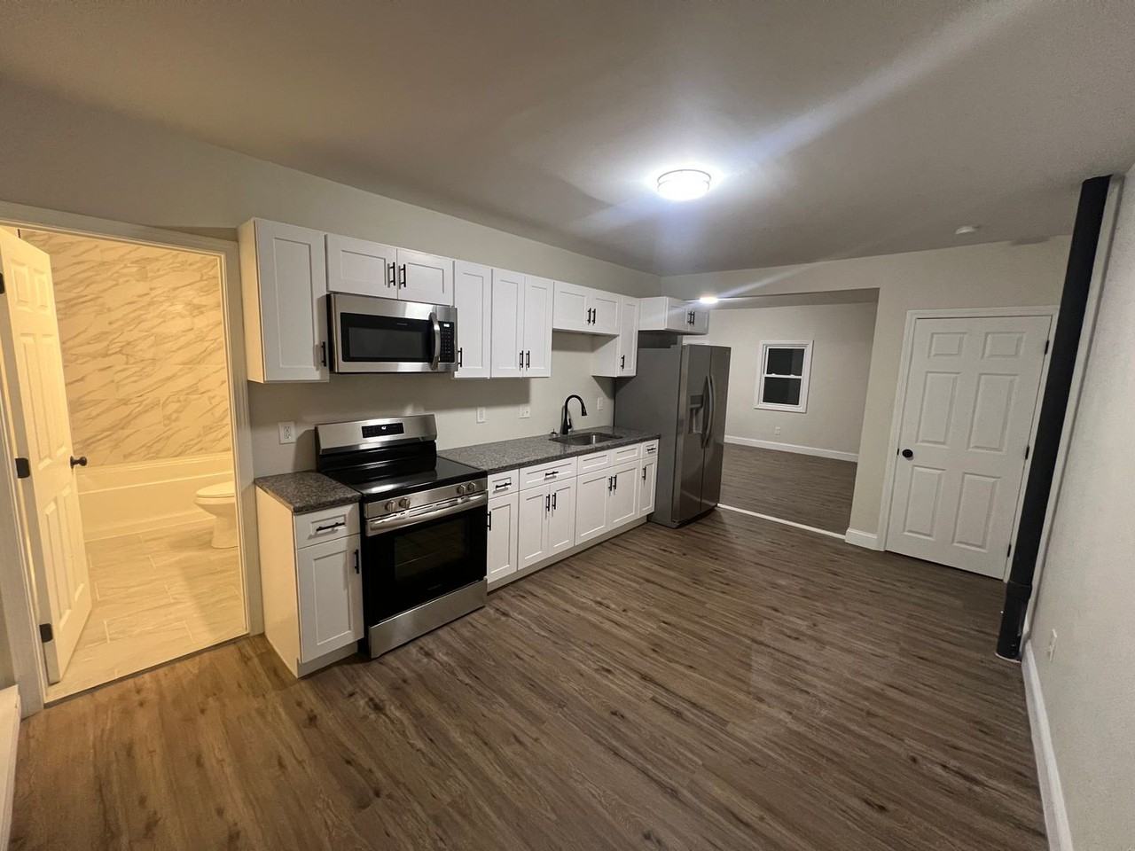 3 Bedroom DUPLEX - Photo 2 of 26