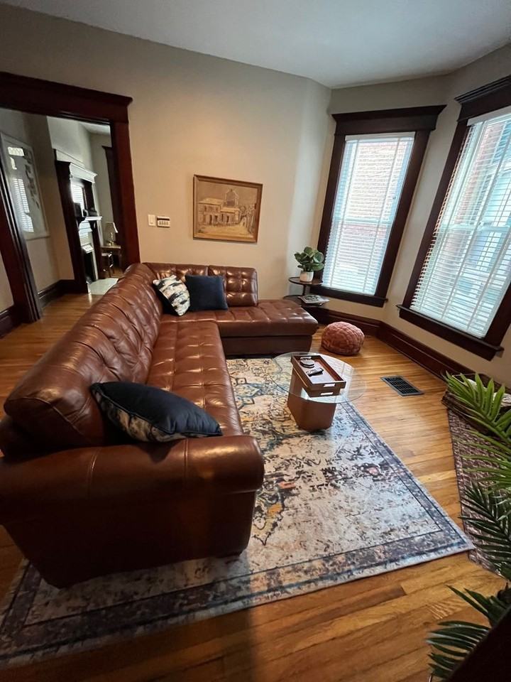 W Hubbard Ave 127-129 NCR (STR) - Photo 3 of 50