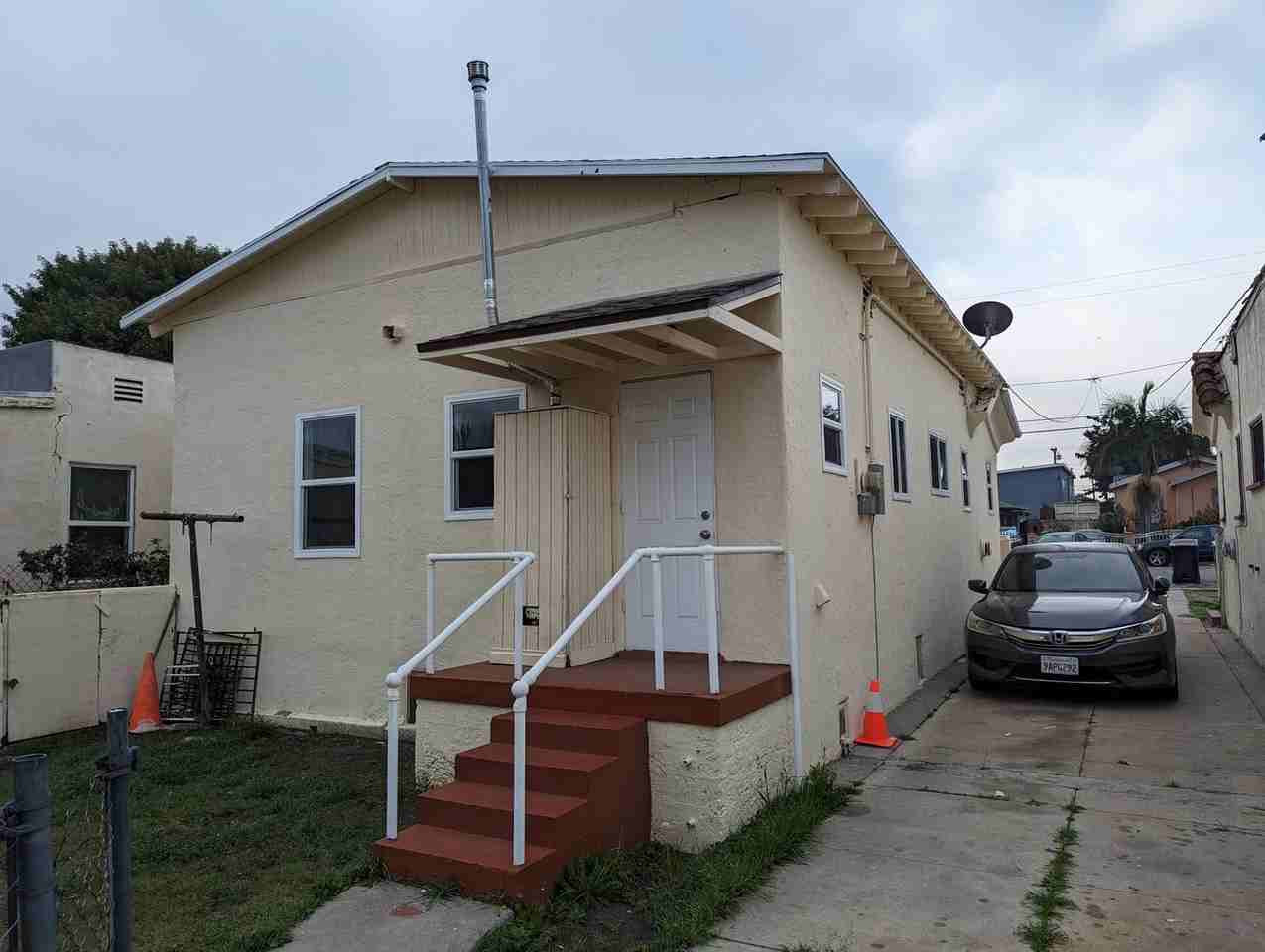 1129 W 109th Pl. - Photo 3 of 23