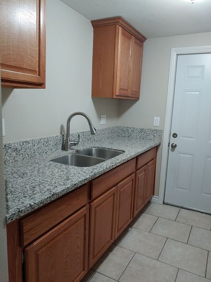 1160 Vine St. - Photo 3 of 14