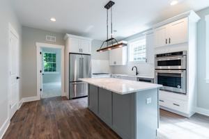 featured image of 22 Maple St