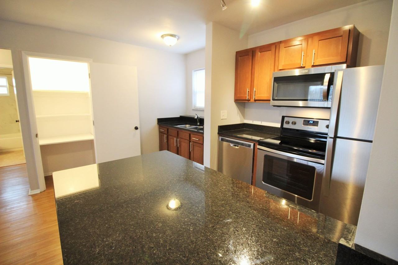 Hack 14 - Photo 6 of 21