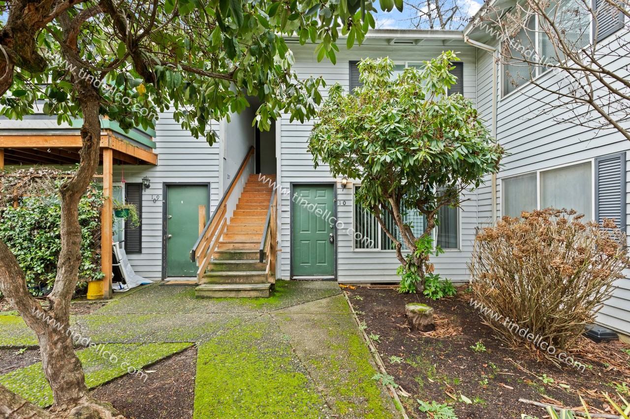 285RK - Wellington Square - Photo 5 of 39