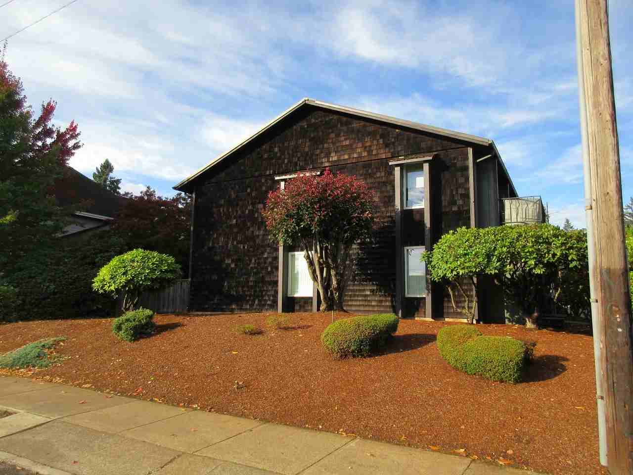 1559 Commercial St Se - Photo 7 of 21