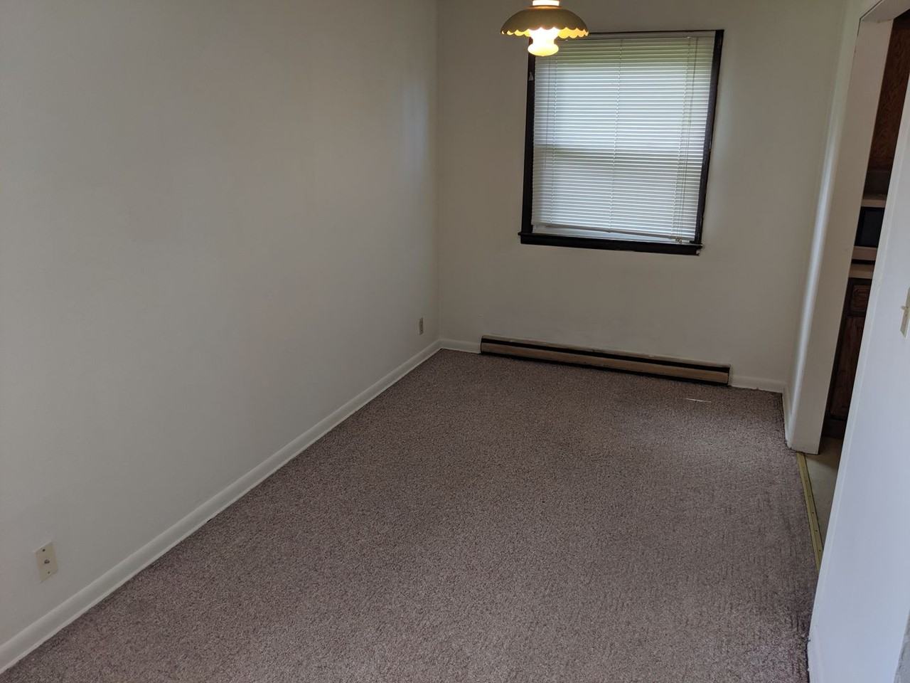 830 Greenbrier Road - Photo 2 of 9