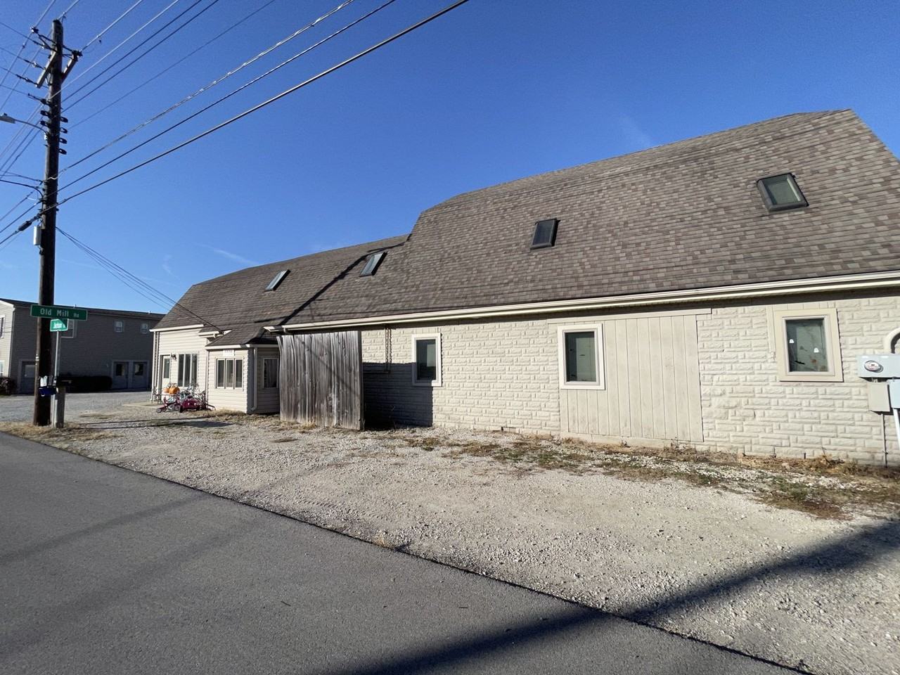 9012 West Jackson Street - Photo 2 of 21