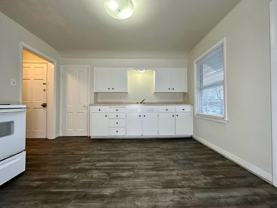 1017 N Webster Ave - Photo 1 of 1