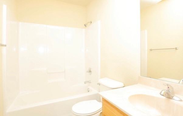 1930 Kissinger St - Photo 5 of 6