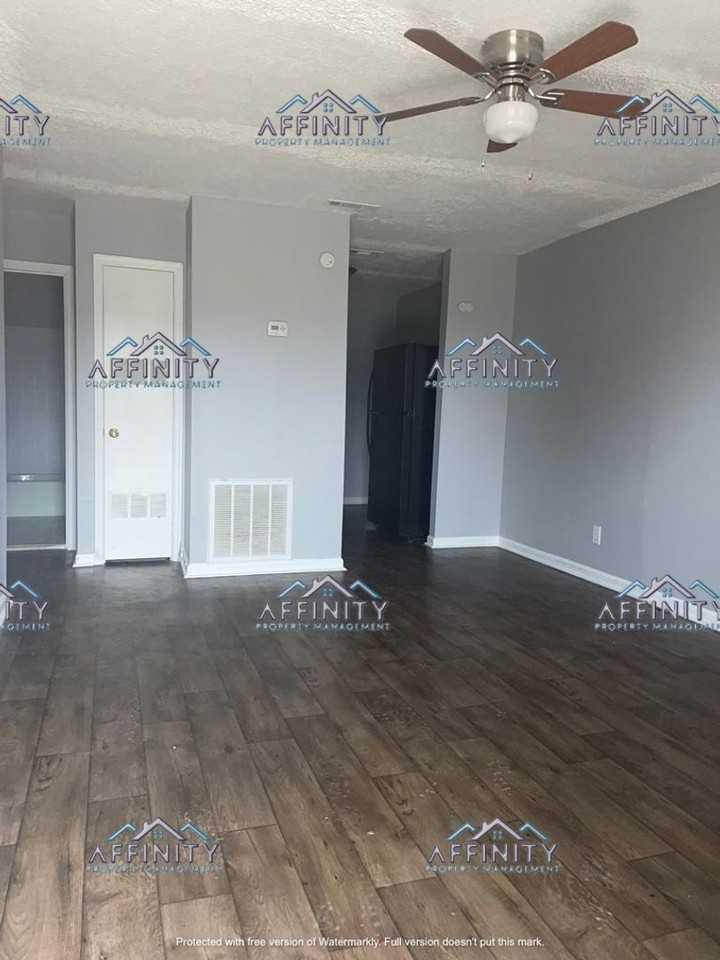 Bowman Street Triplex - Photo 3 of 5