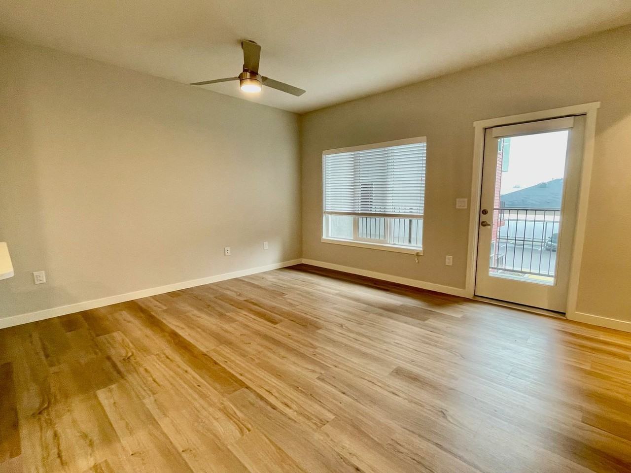 6252 W State St - Photo 2 of 8