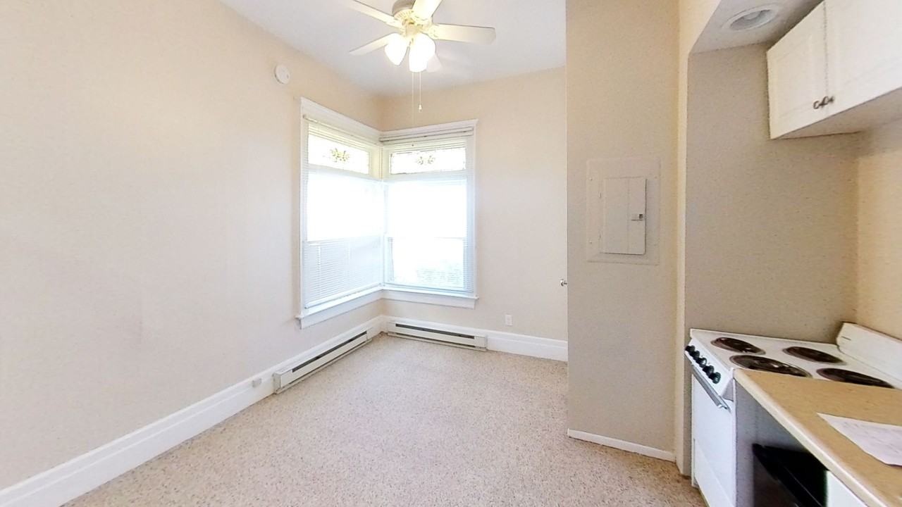 51 Rutgers Street - Photo 4 of 23