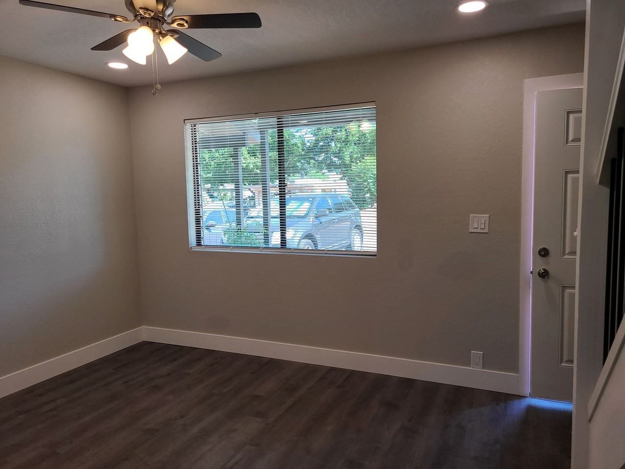 333 N. 16th Street - Photo 4 of 16