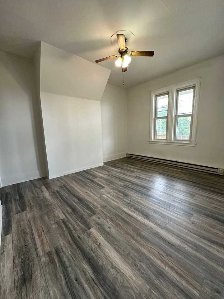 120 Hill Street - Photo 3 of 13