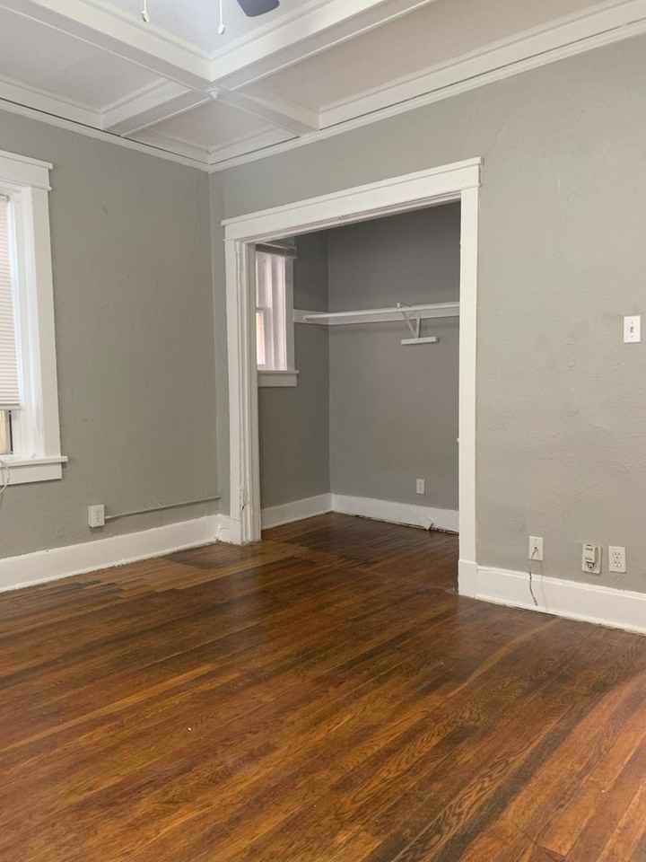 Newport Apartments / Newport Apts LLC - Photo 2 of 10