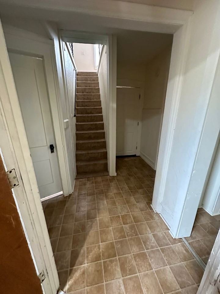 314 South State Street - Photo 6 of 49