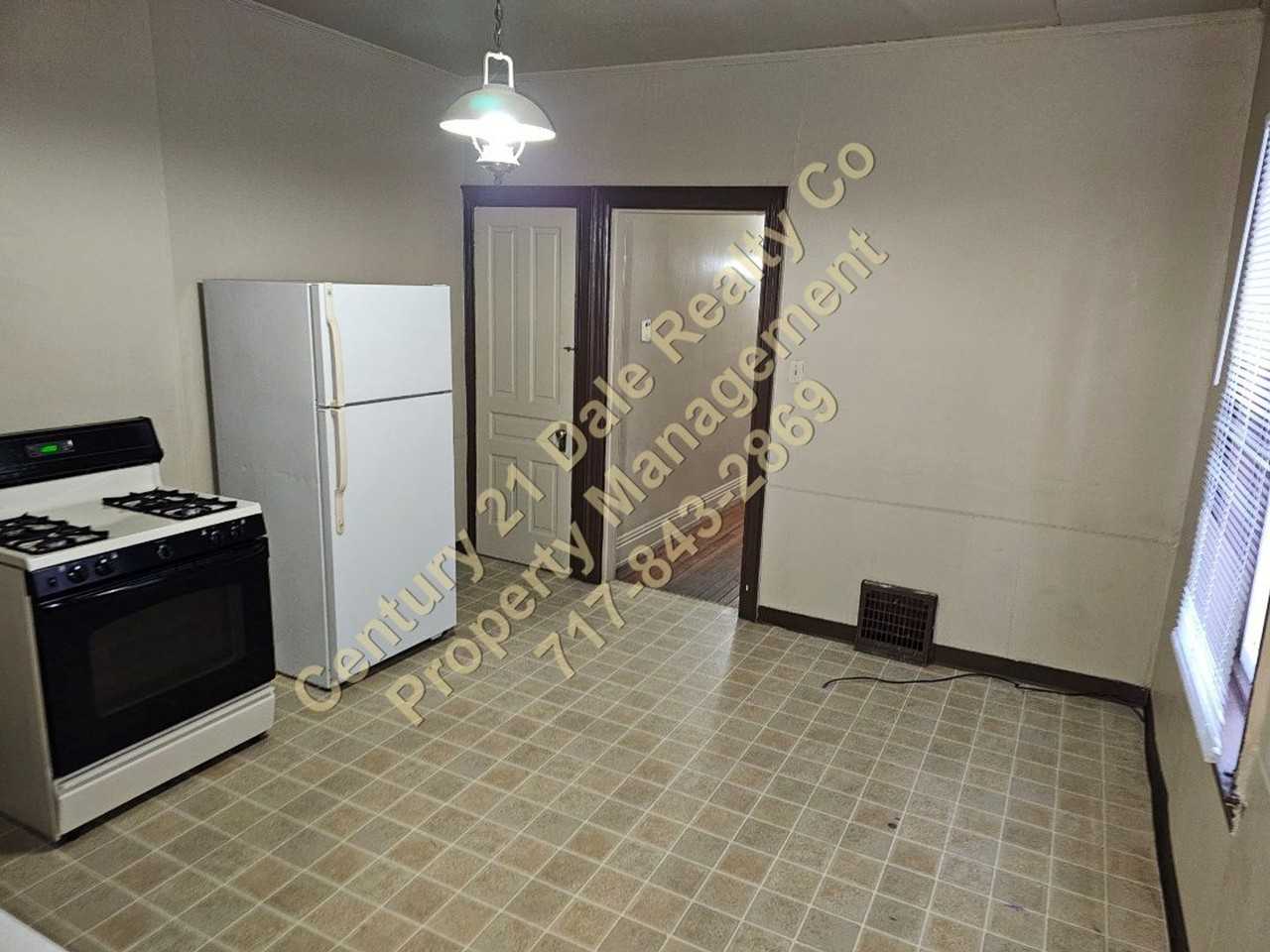 Chestnut 621 - Photo 2 of 11