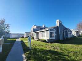 featured image of 8072 Trask Ave