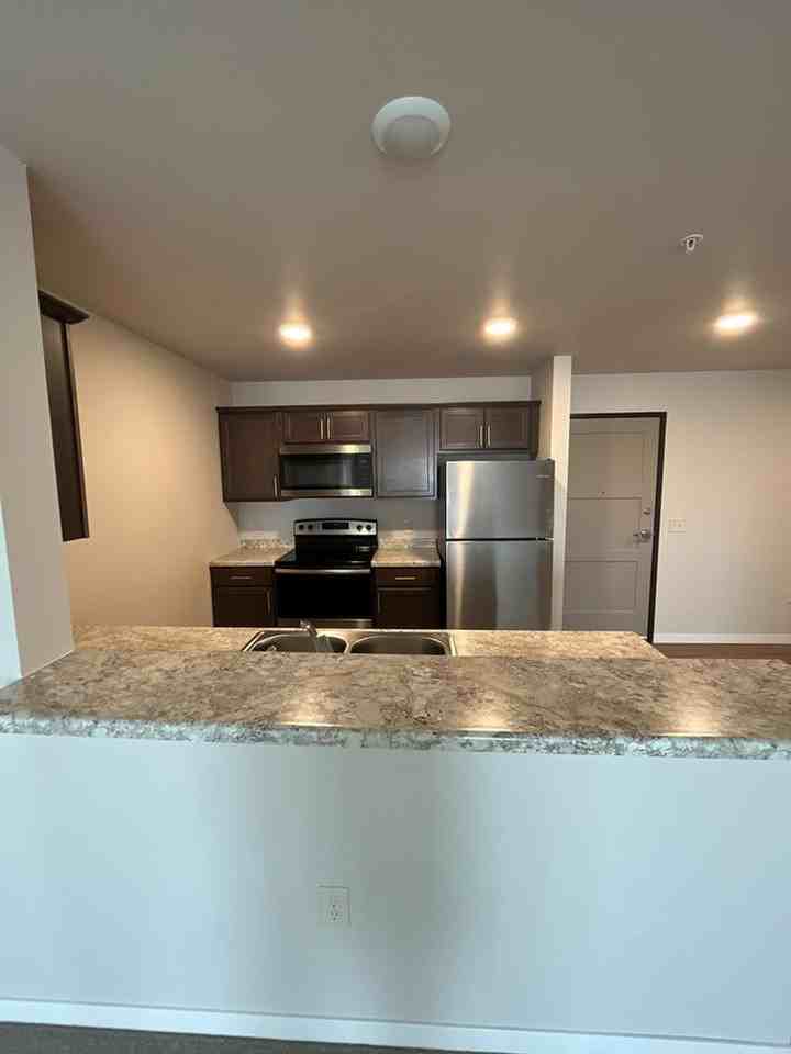 Falcon Apartments 4 - Photo 2 of 50