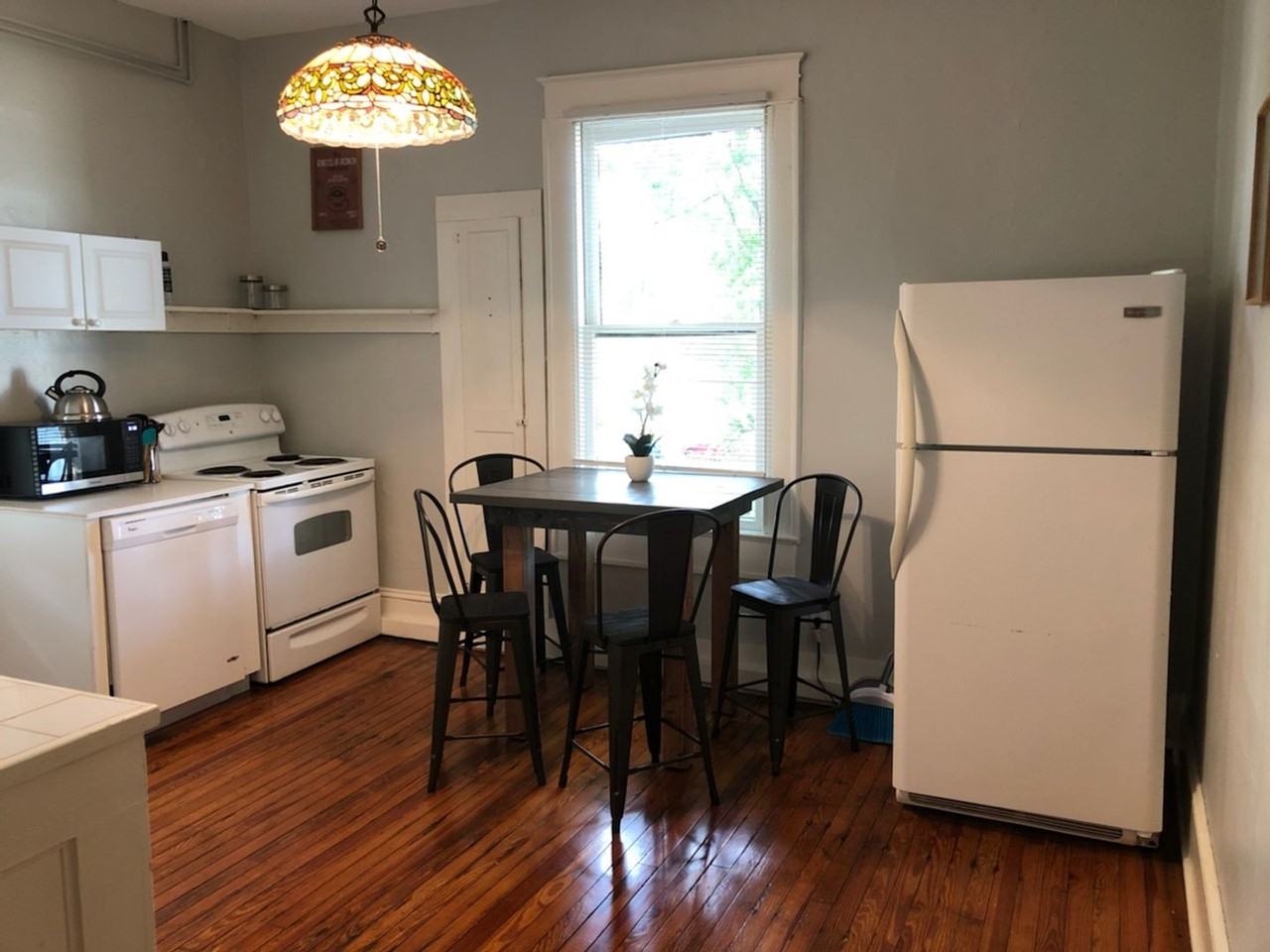 1806 E North Street - Photo 4 of 9