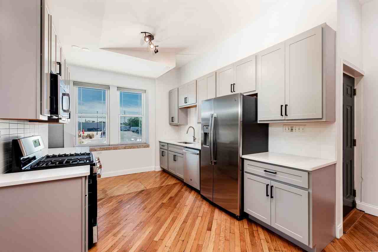 1337-1339 South Vandeventer - Photo 2 of 24