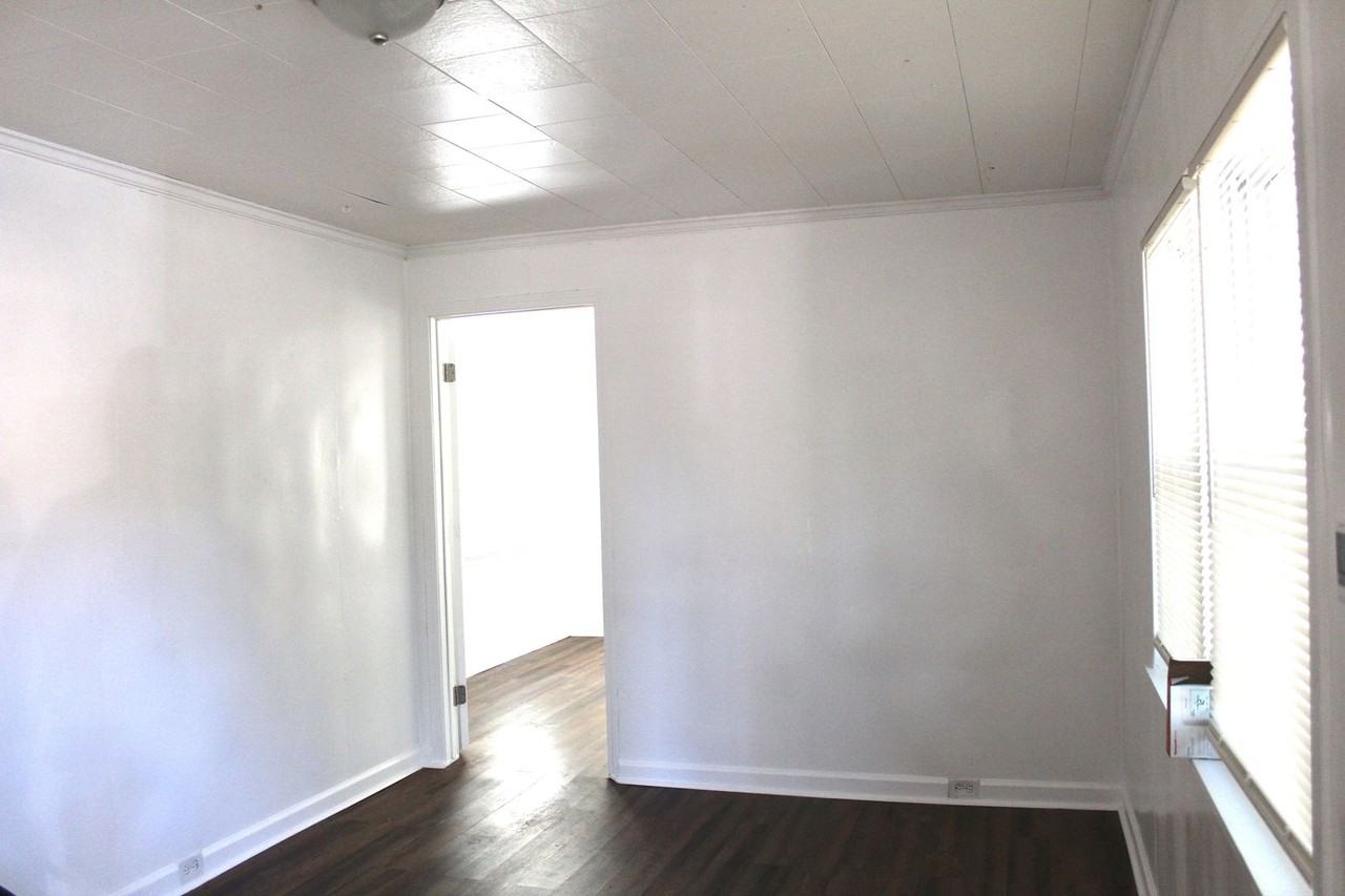 Oak Street - Photo 3 of 13