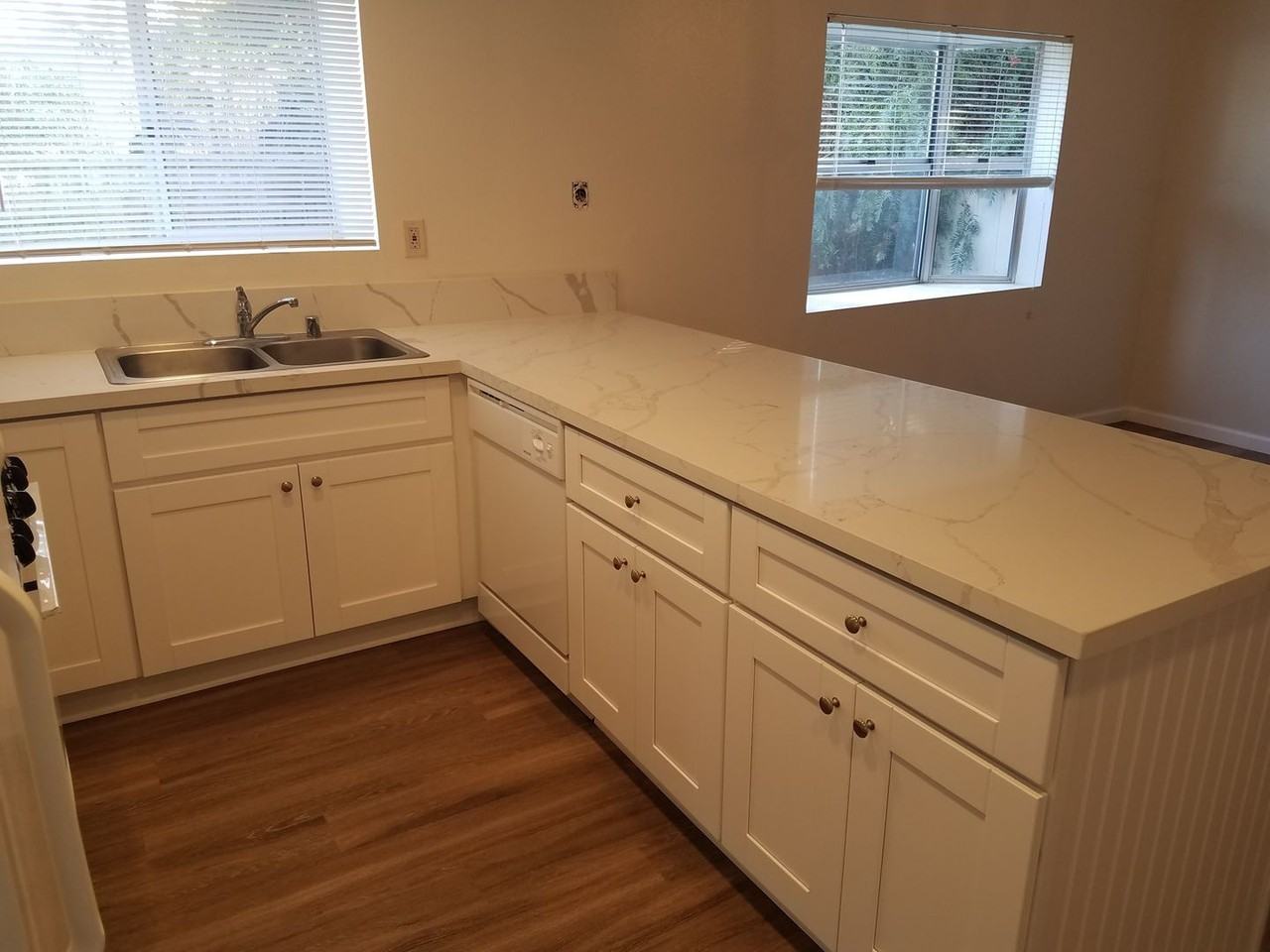 738-740 5th Street - Photo 3 of 11