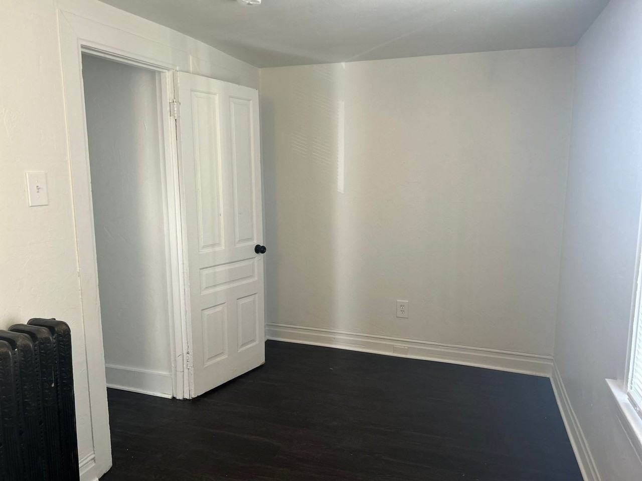 301 N Queen Street - Photo 4 of 22
