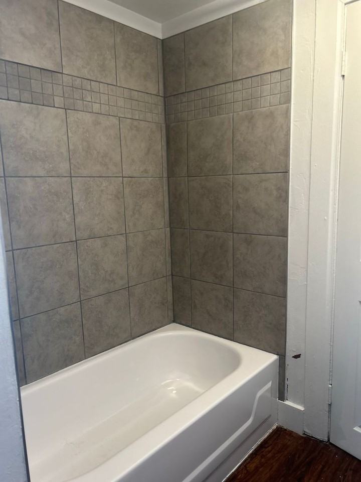 301 N Queen Street - Photo 7 of 22
