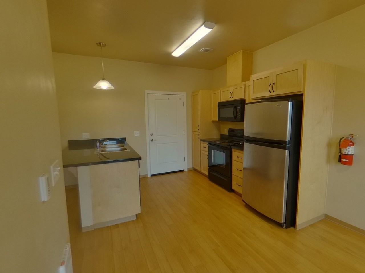 Midtown Apartments - Photo 4 of 16