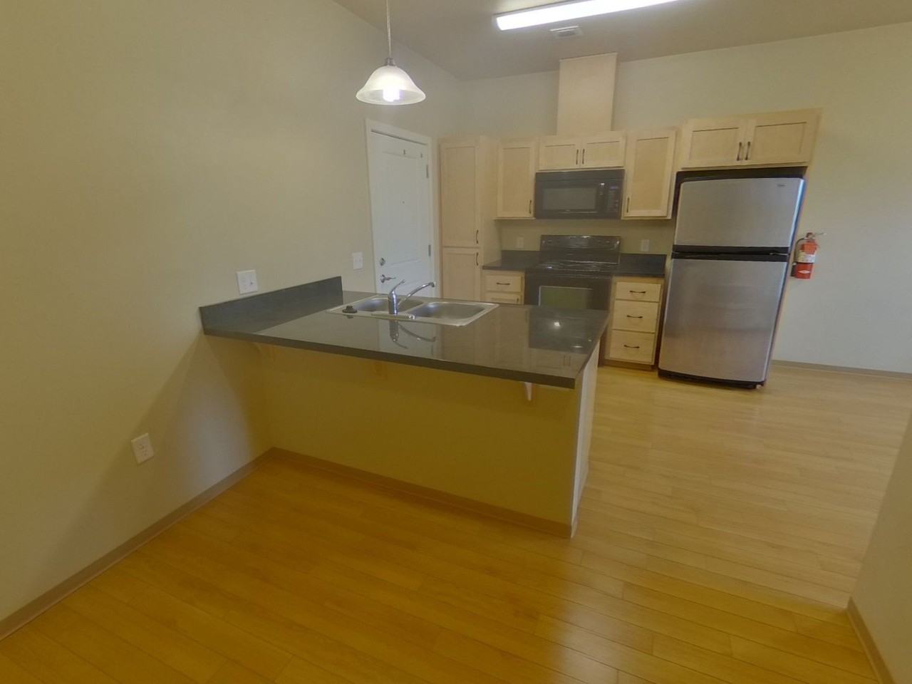 Midtown Apartments - Photo 5 of 16