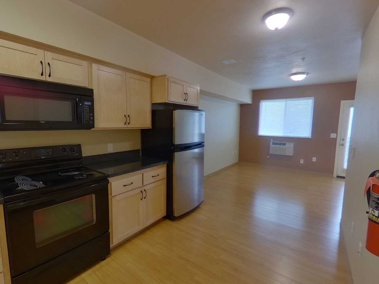 Midtown Apartments - Photo 5 of 12