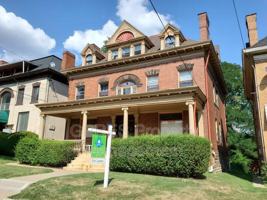 featured image of 425 S Aiken Ave