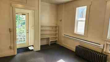 featured image of 328 8th St S