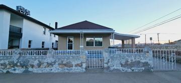 featured image of 2600 Aurora Ave