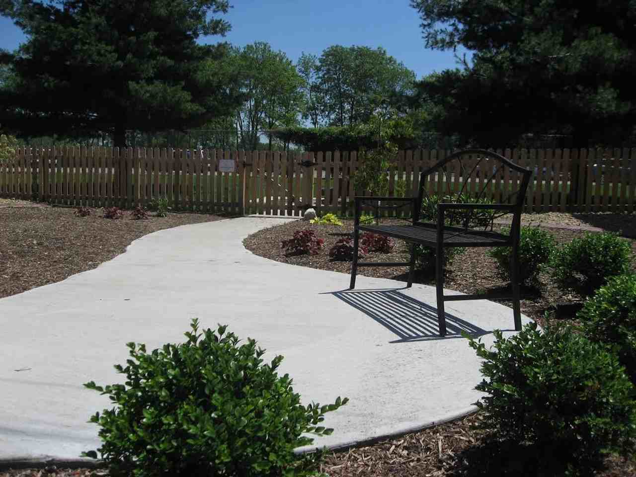 Hillview Apartments - Photo 2 of 16