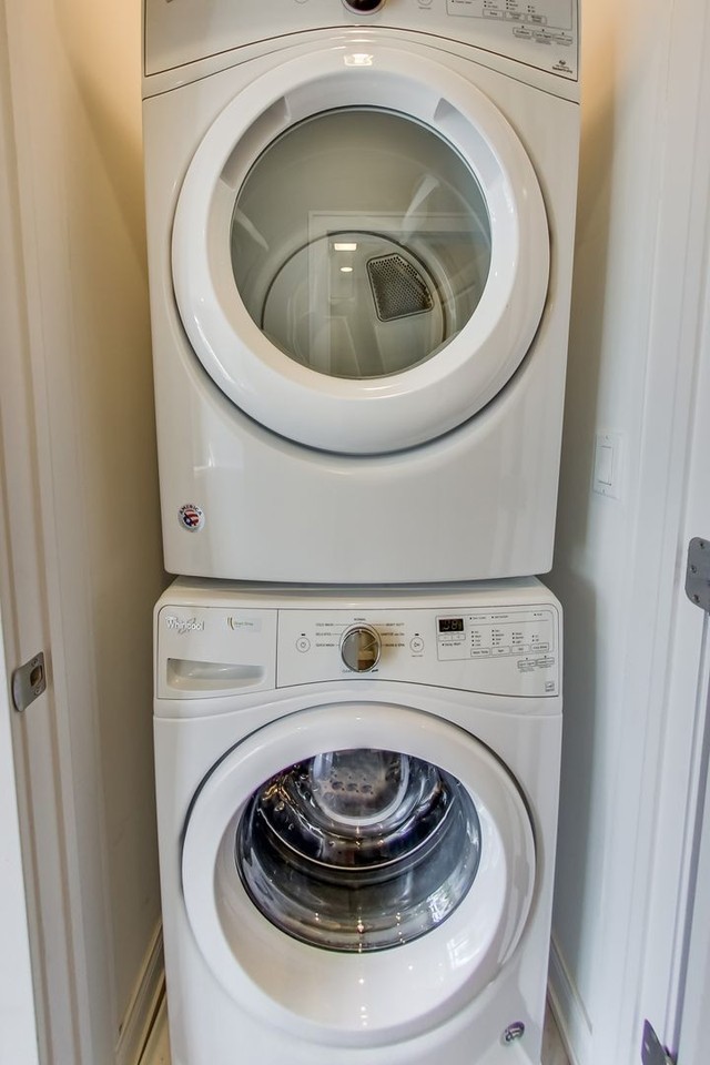 317 West Evergreen LLC - Photo 7 of 12