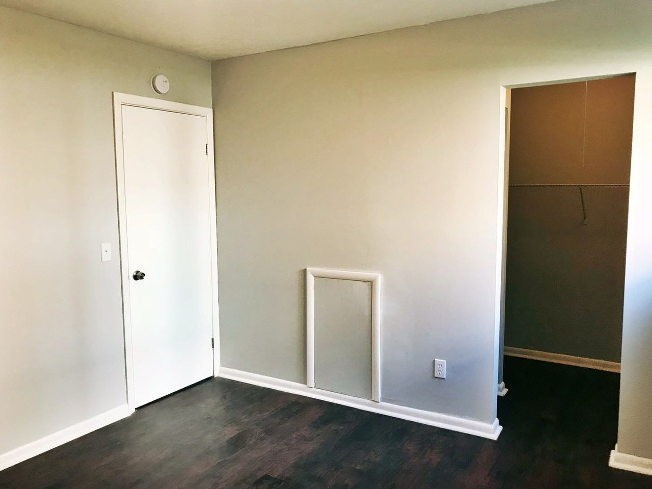 1833 E. 31st Street - Photo 6 of 13