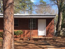 featured image of 170 170 - 172 - 174 Hart Avenue