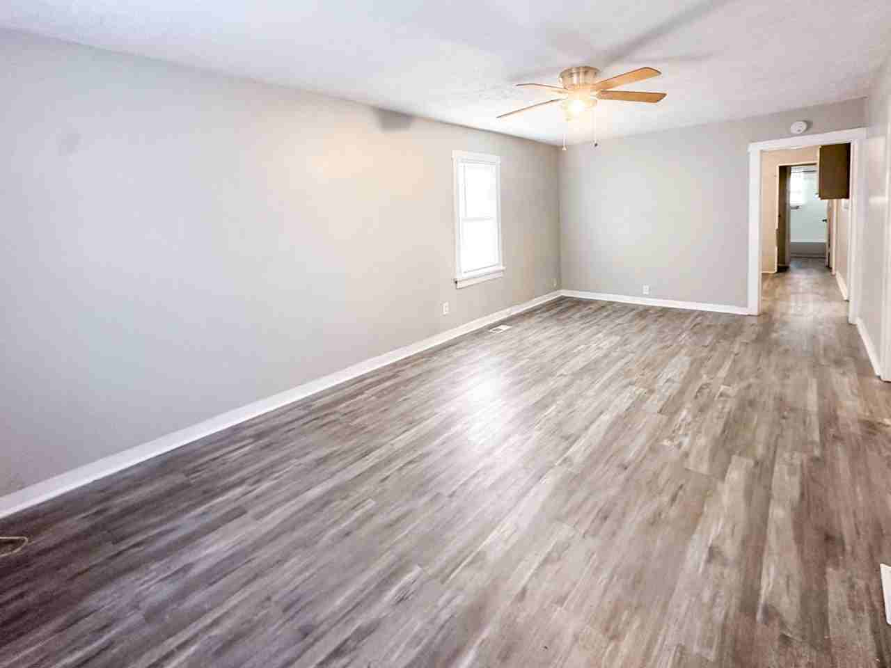 1730 N Graham (Main House.) - Photo 2 of 34