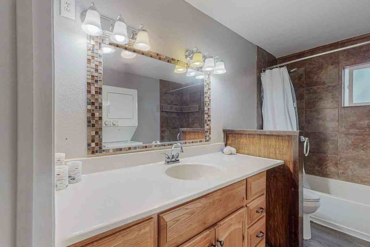 2830 2830 Floral - Casita - Photo 4 of 32