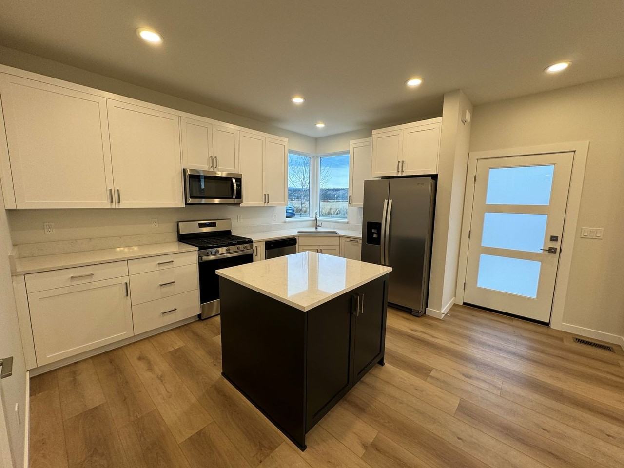 Delay Perspective Duplex - Photo 2 of 25