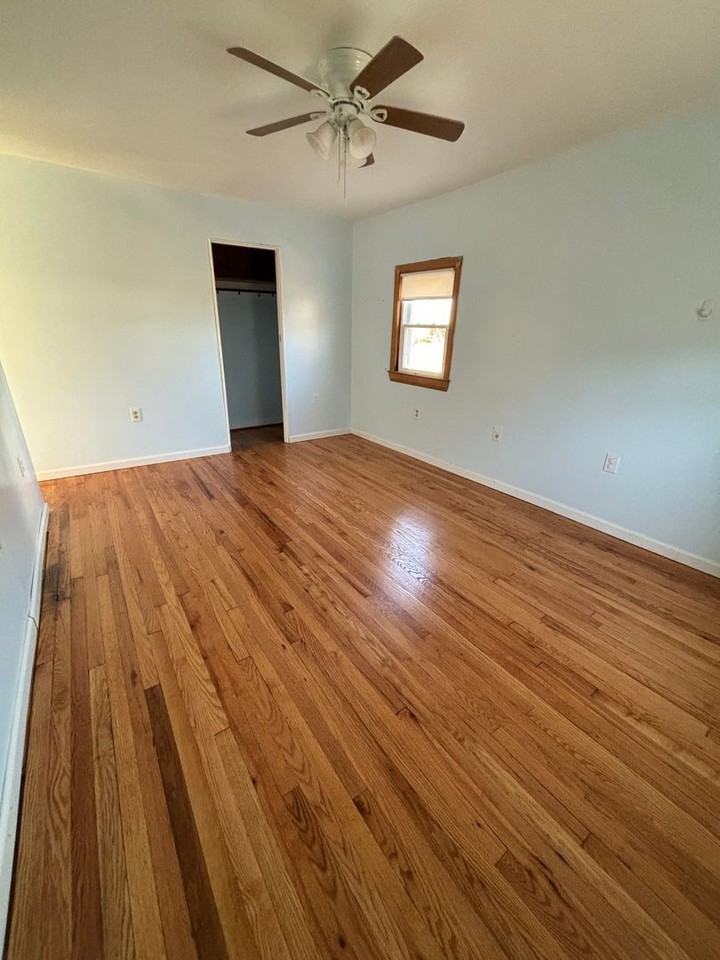 548 Main Street - Rainbow Pod - Photo 2 of 10