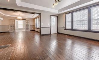 featured image of 2047 N 6th St
